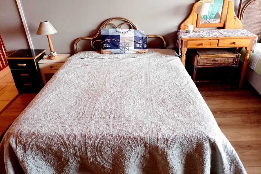 5 Bedroom Property for Sale in Vredenburg Western Cape